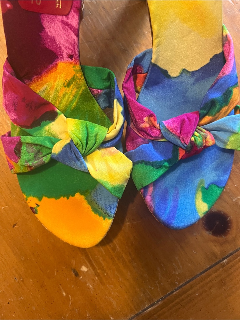 Stuart Weitzman Multicolor Tie-Dye Knot Slide Sandals - Picture 4 of 4